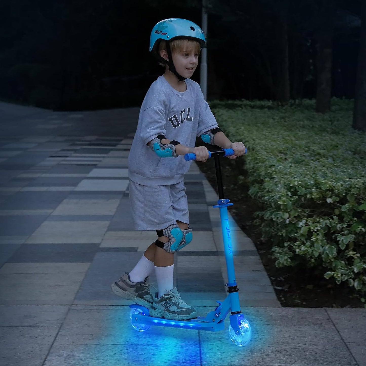 Kids Scooters for Kids 5-7 with Cool Light Up Stem